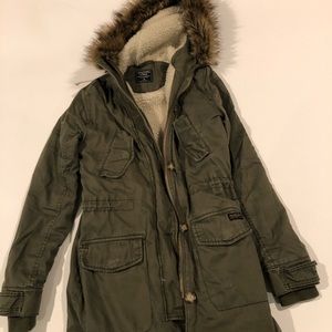 Abercrombie and Fitch ladies Olive Green parka